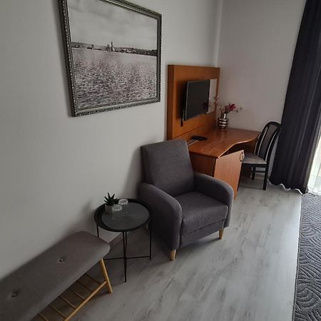 Port Club Pension & Restaurant Namiestów Pokój zdjęcie