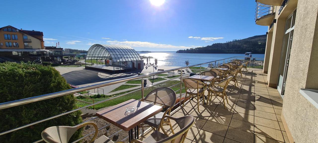 Port Club Pension & Restaurant Namiestów Zewnętrze zdjęcie