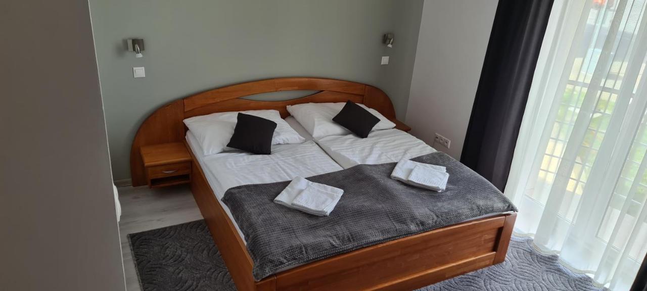 Port Club Pension & Restaurant Namiestów Pokój zdjęcie