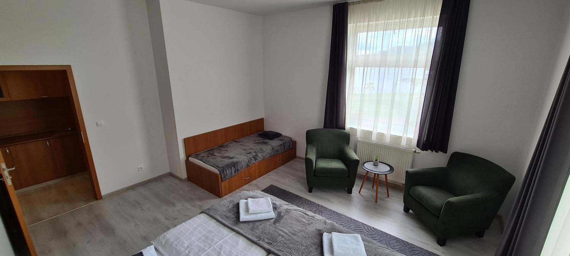 Port Club Pension & Restaurant Namiestów Pokój zdjęcie
